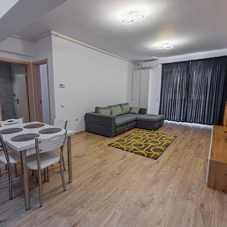 Moonlight Sky Mamaia Apartment Екстер'єр фото