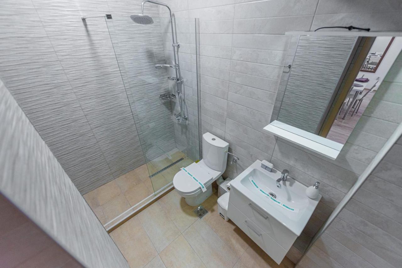 Moonlight Sky Mamaia Apartment Екстер'єр фото