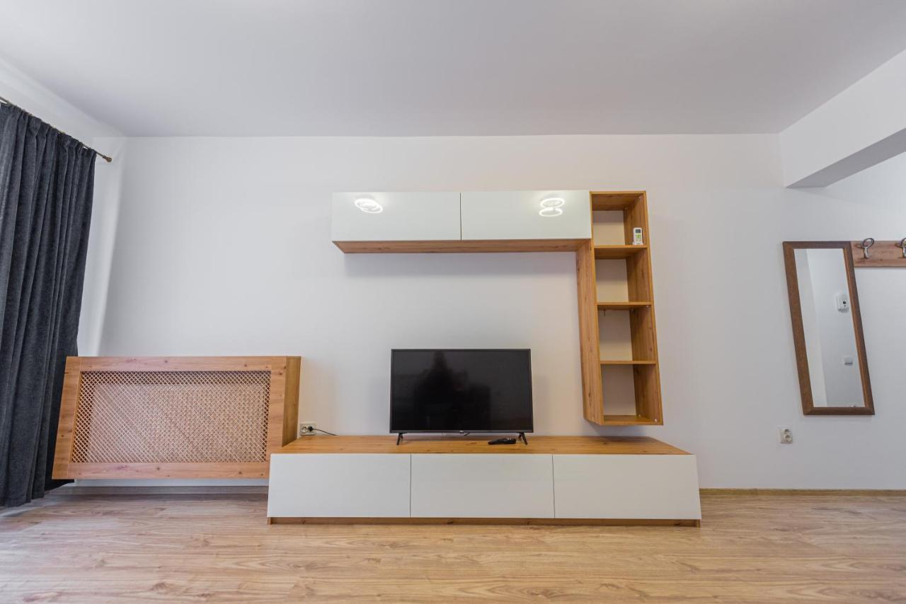 Moonlight Sky Mamaia Apartment Екстер'єр фото
