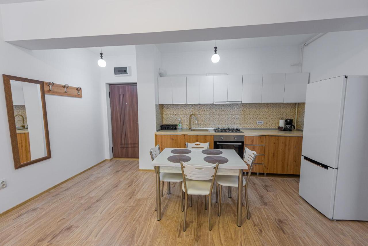 Moonlight Sky Mamaia Apartment Екстер'єр фото