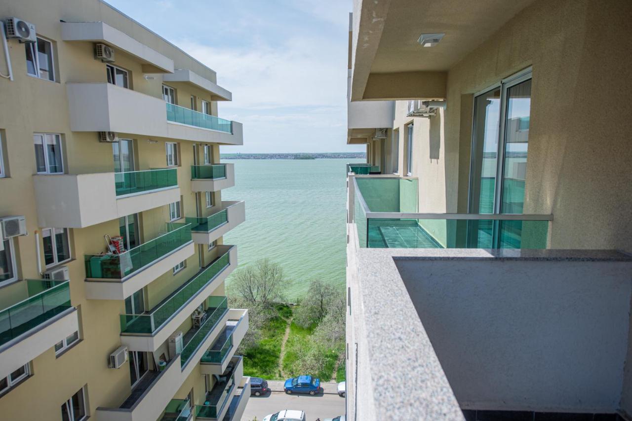 Moonlight Sky Mamaia Apartment Екстер'єр фото